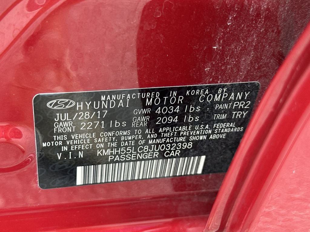 Used 2018 Red Hyundai Sport image 26