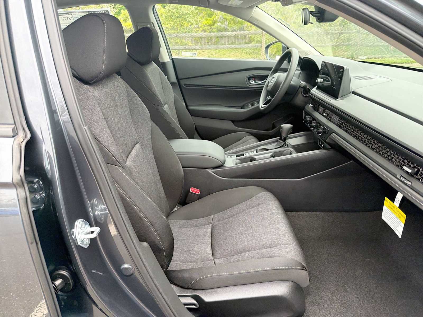 New 2026 Meteorite Gray Metallic Honda SE image 15
