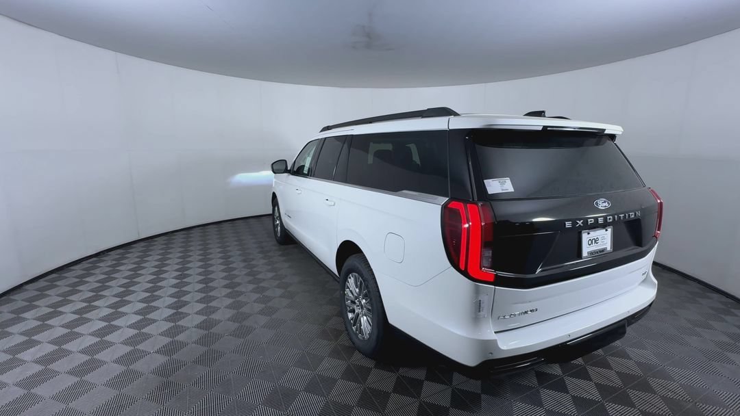 New 2027 Star White Metallic Tri-Coat Ford Platinum image 7
