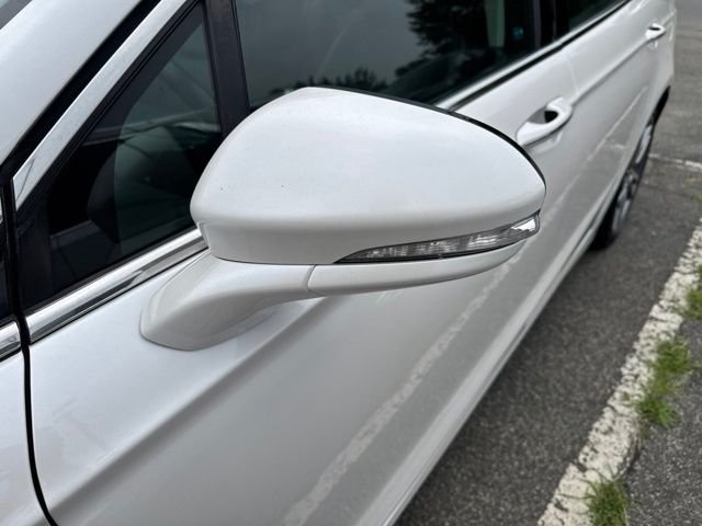 Used 2016 White Ford Titanium image 5