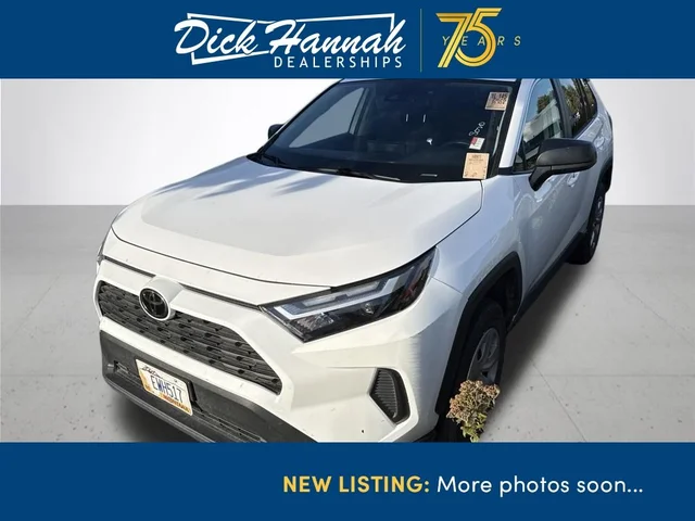 2025 Toyota RAV4 LE