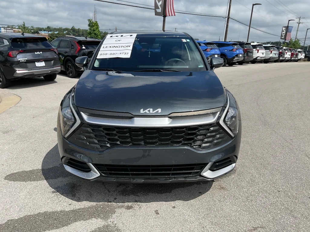 Used 2023 Gravity Gray Kia LX image 3