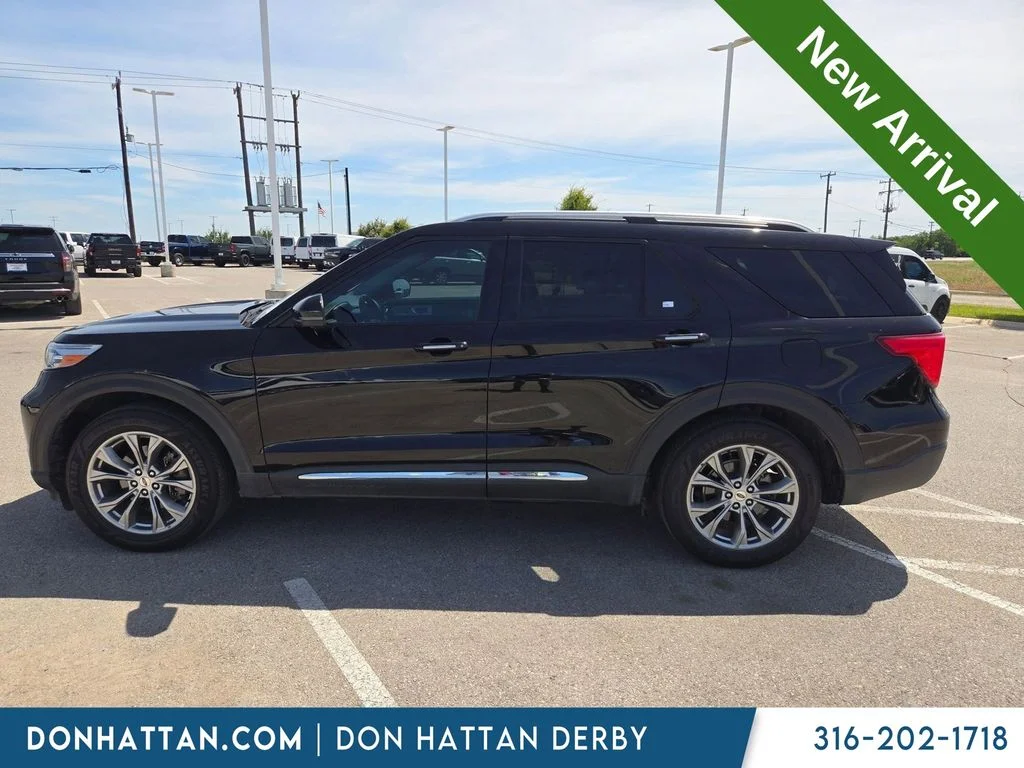 Used 2022 Black Ford Limited image 3