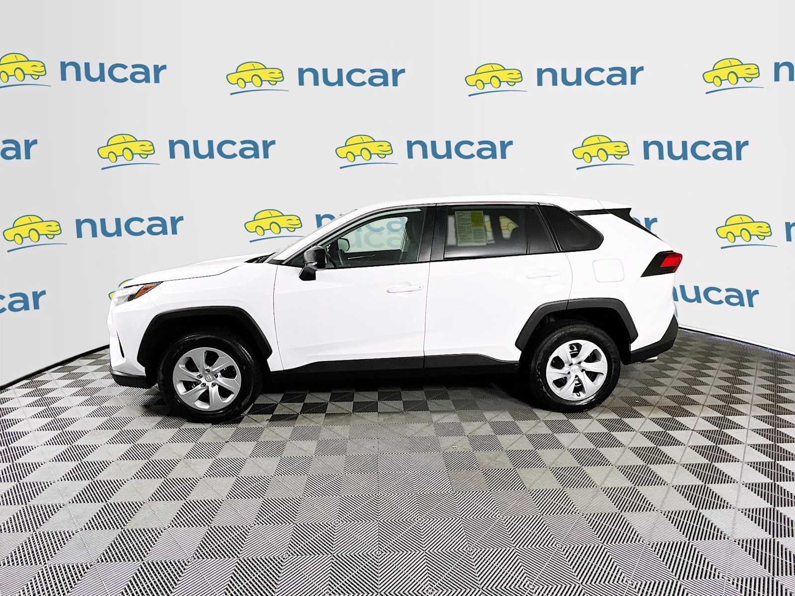 Used 2024 Ice Cap Toyota LE image 4