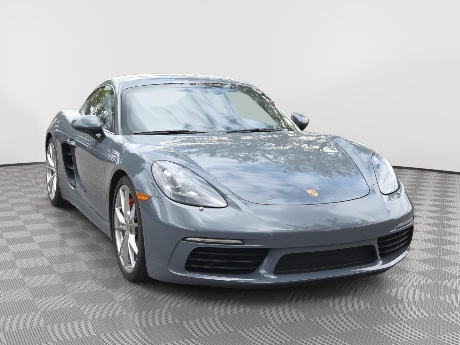 2017 Porsche 718 Cayman S's photo