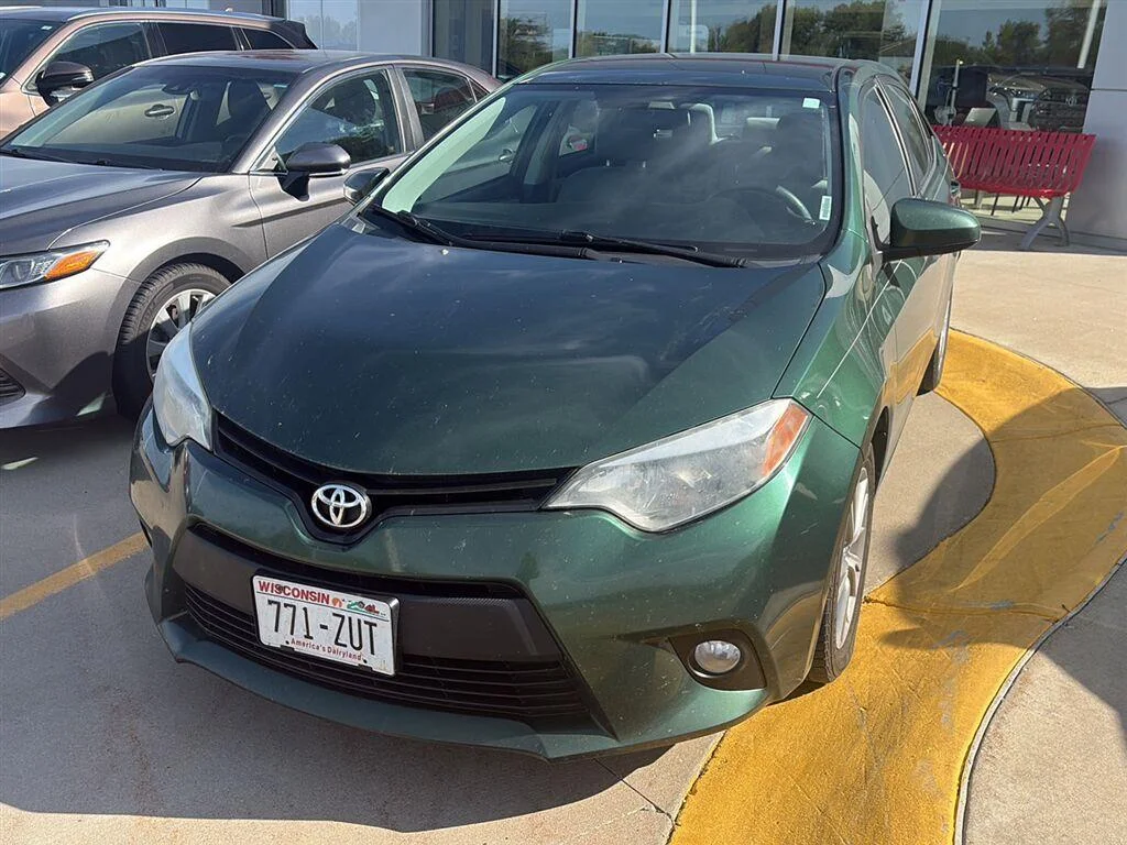 Used 2014 4Evergreen Mica Toyota LE Plus image 5
