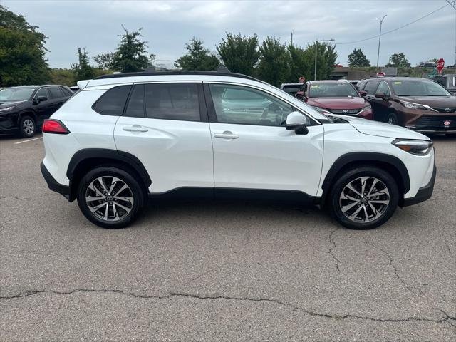 Certified Used 2023 WIND CHILL PEARL* Toyota  image 10