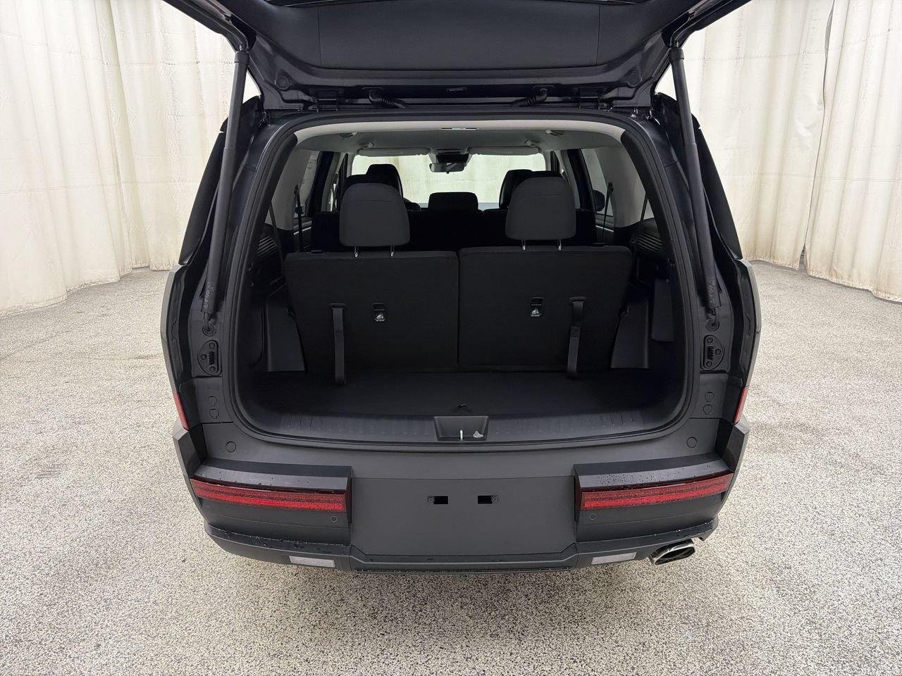 New 2027 Phantom Black Hyundai SE AWD image 16