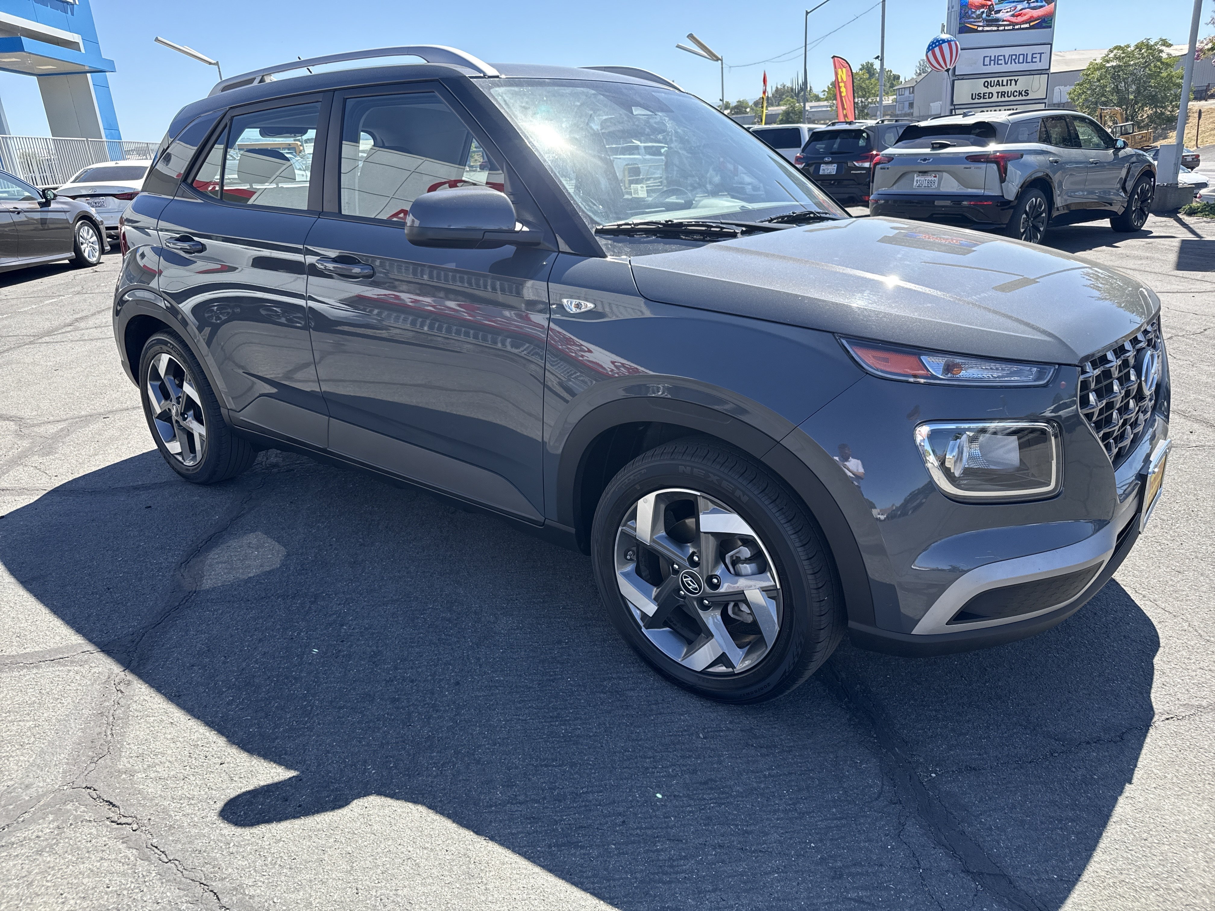 Used 2025 Gray Hyundai SEL image 7