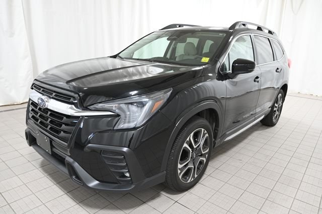 Used 2025 Black Subaru Limited image 19