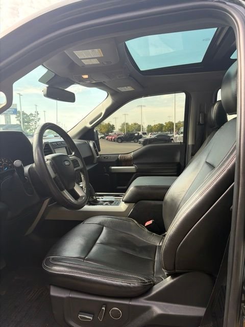 Used 2018 Gray Ford Lariat image 16