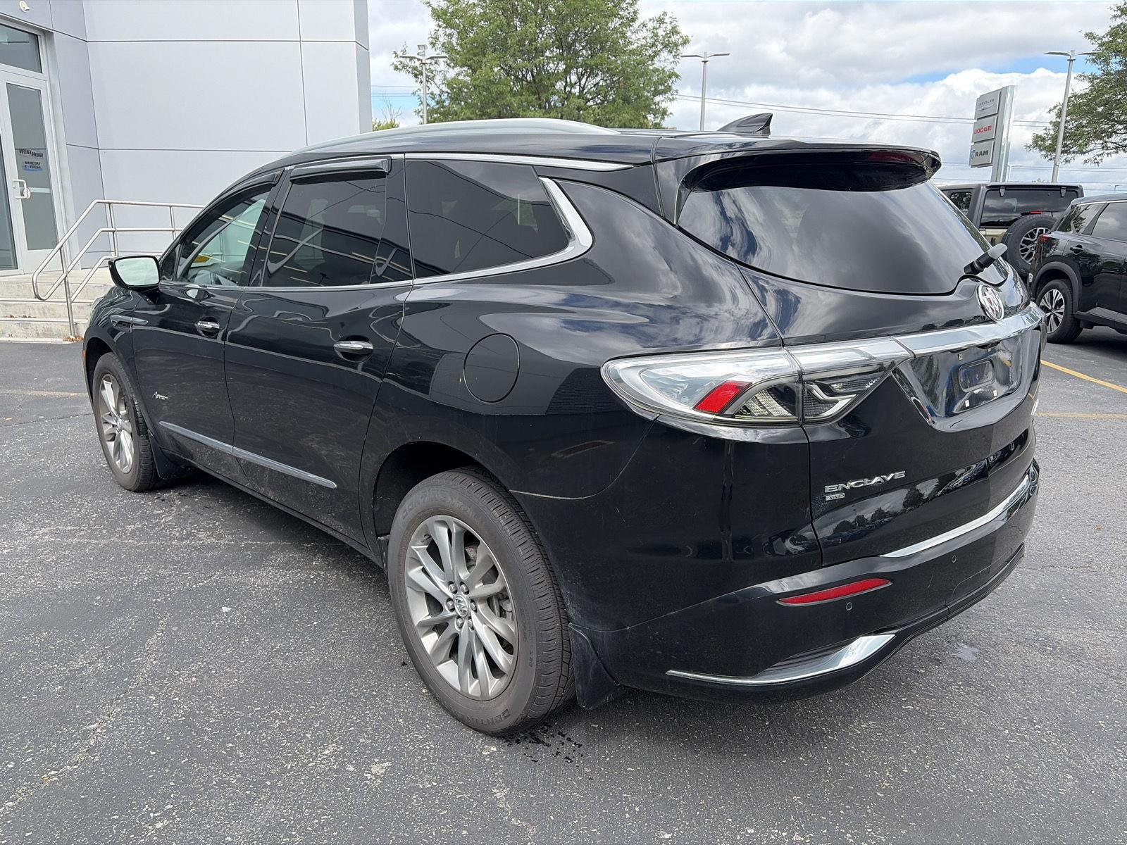 Used 2023 Ebony Twilight Metallic Buick Avenir image 5