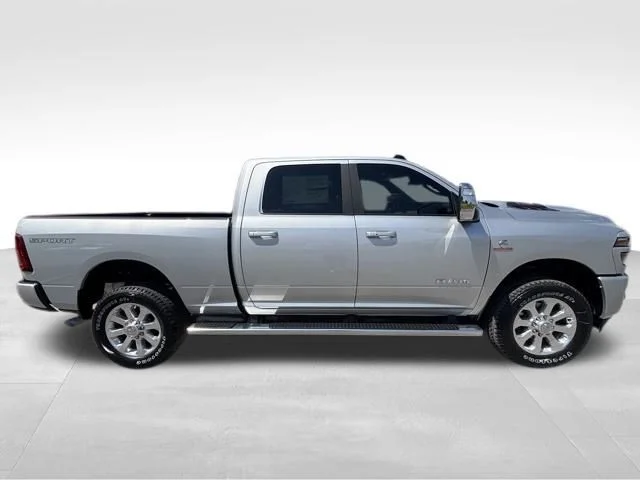 2026 RAM 2500 Laramie - Photo 6