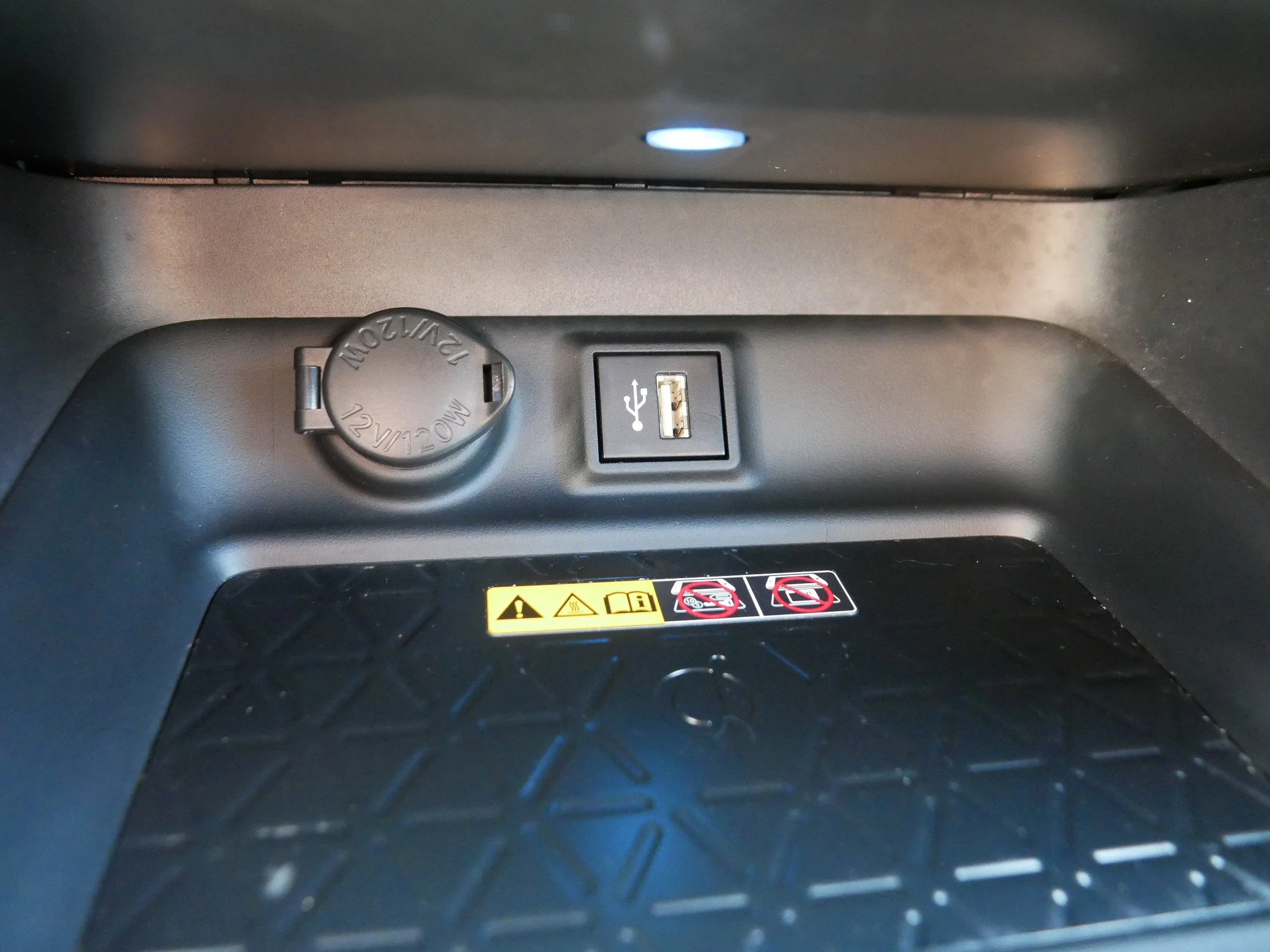 Used 2024 Magnetic Gray Metallic/Midnight Black Metallic Toyota XSE image 33