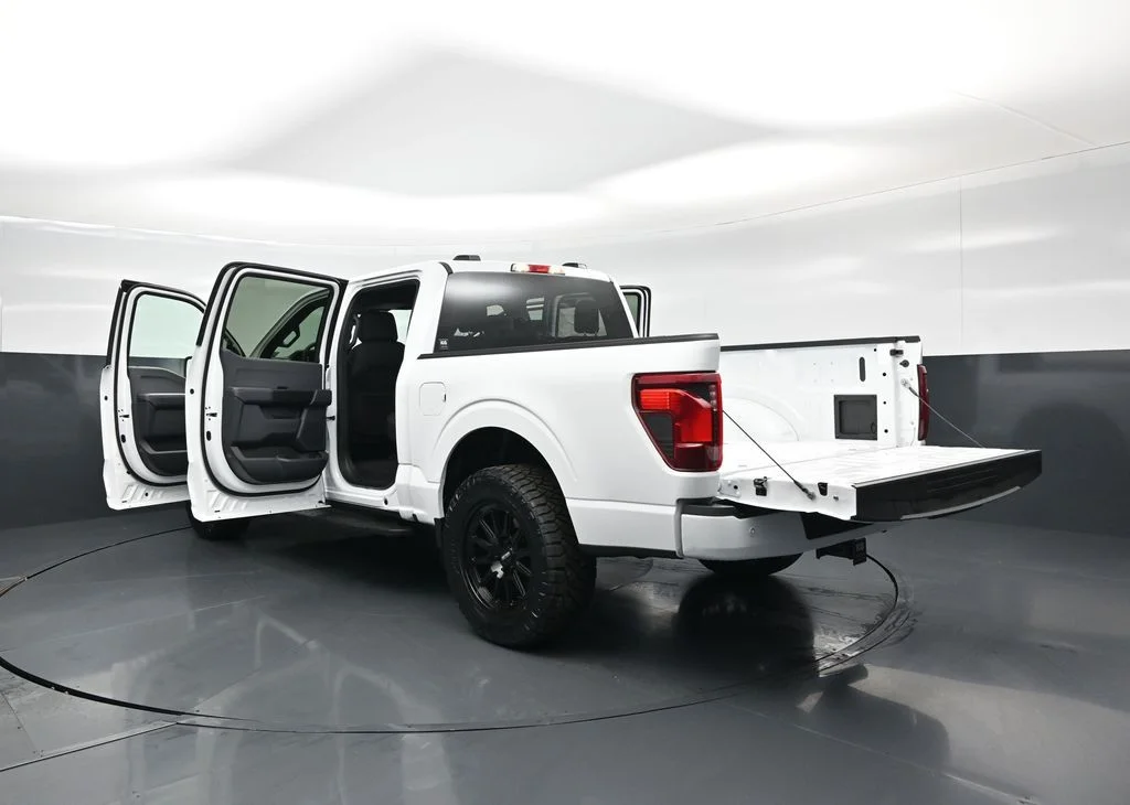 New 2026 Oxford White Ford STX image 26