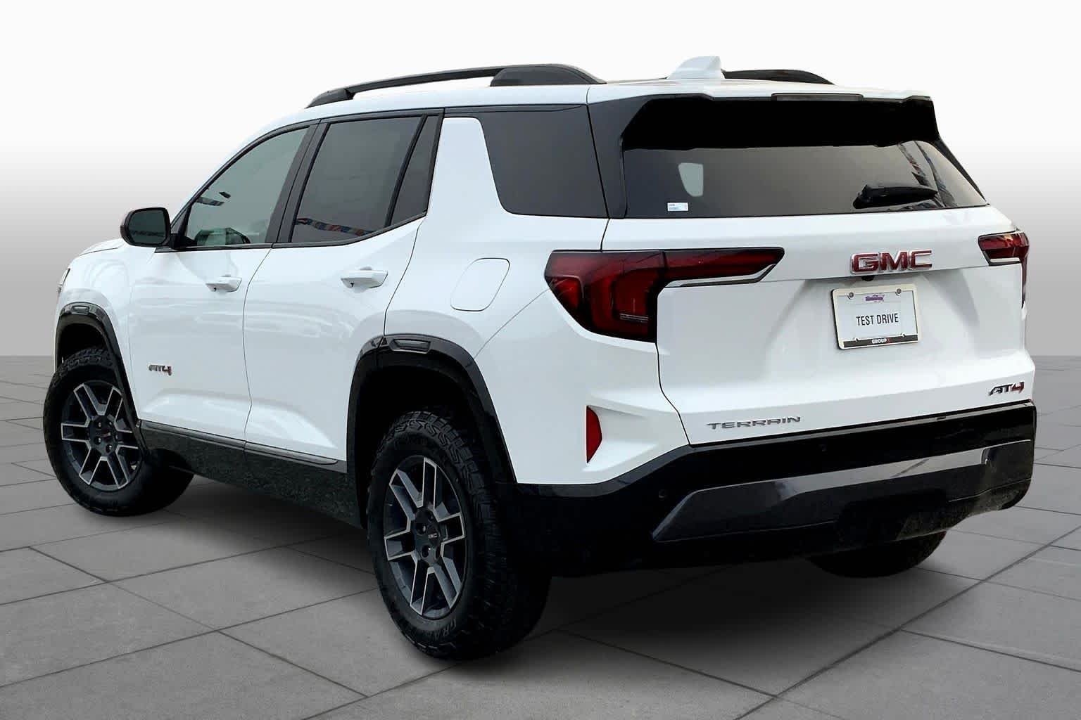 2026 GMC Terrain AT4 - Photo 12