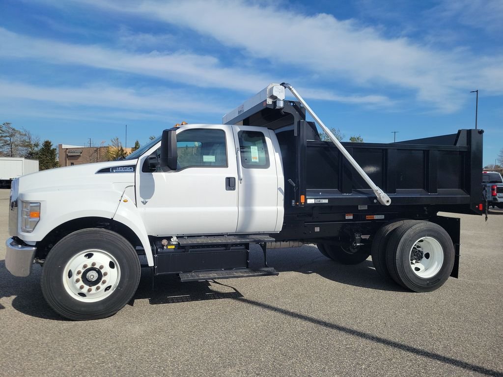2024 Ford F-650's photo