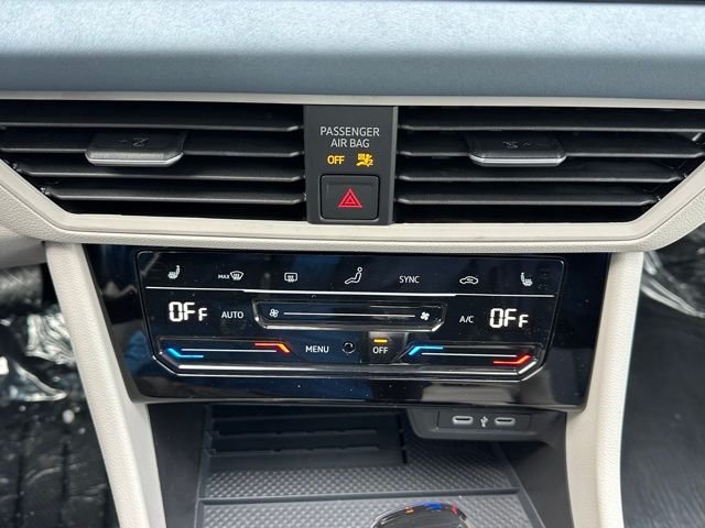 2025 Volkswagen Jetta SE - Photo 34