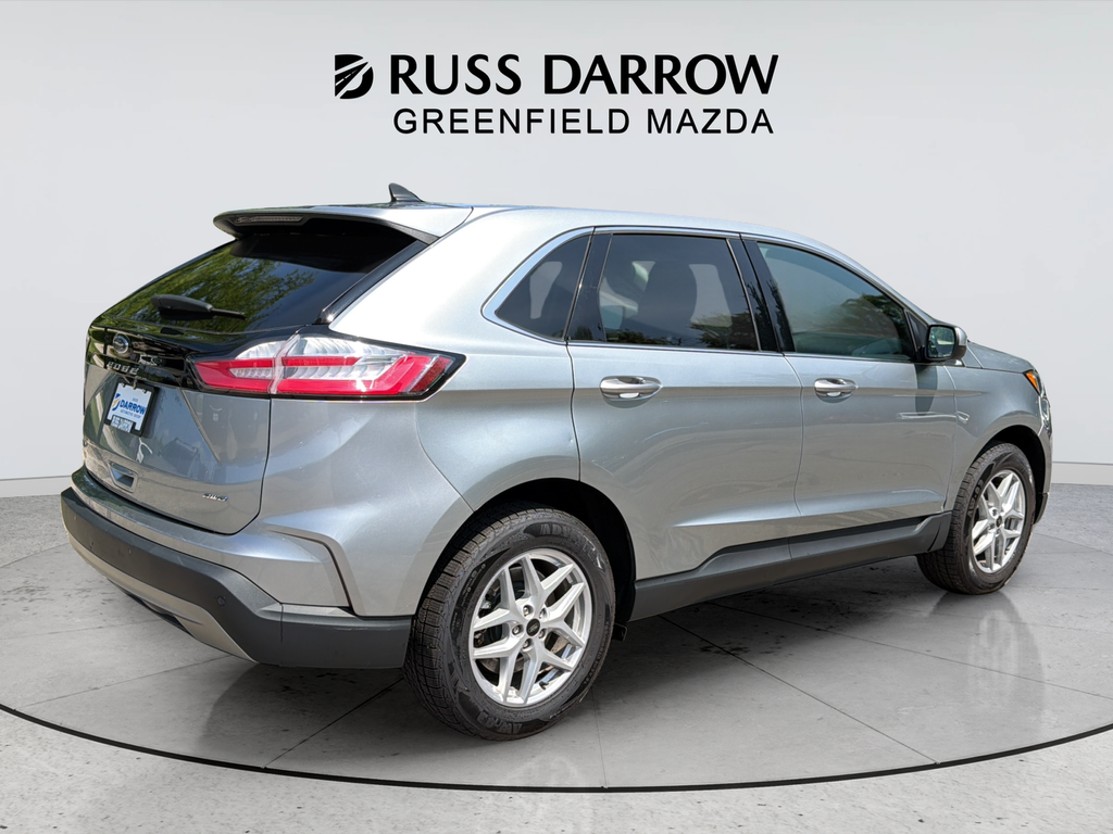 Used 2024 Silver Ford SEL image 5