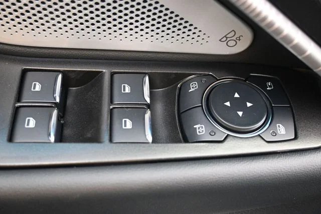 New 2026 Carbonized Gray Metallic Ford Tremor® image 7