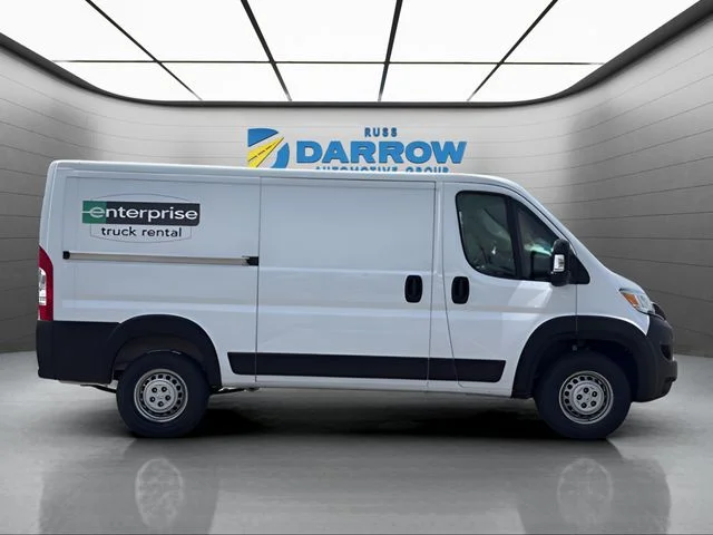 Used 2025 White Ram Base image 6