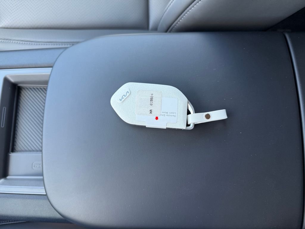 New 2026 Ocean Blue Kia Wind AWD image 34