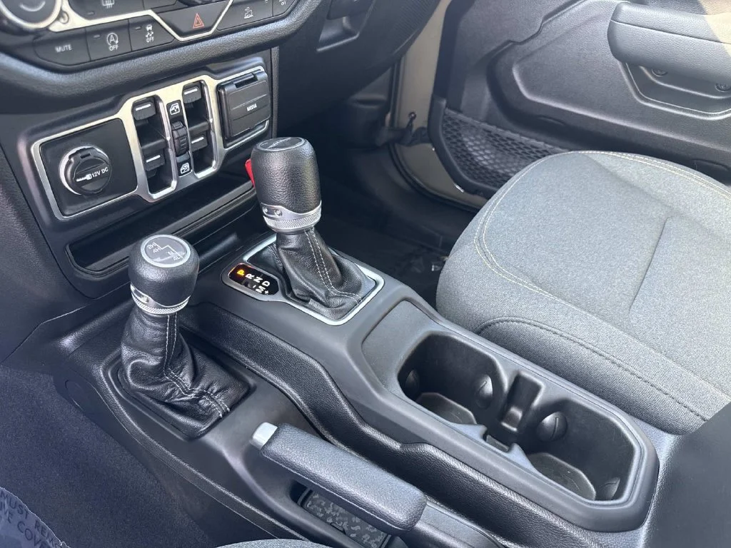 Used 2026 Green Jeep Sport image 24