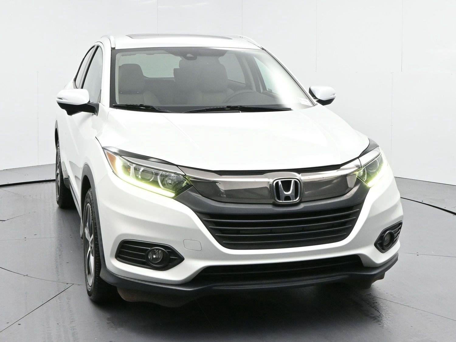 Used 2022 Platinum White Pearl Honda EX-L image 2