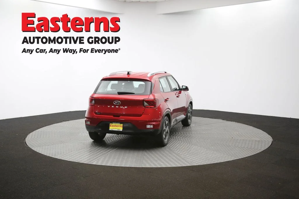 Used 2022 Red Hyundai SEL image 38