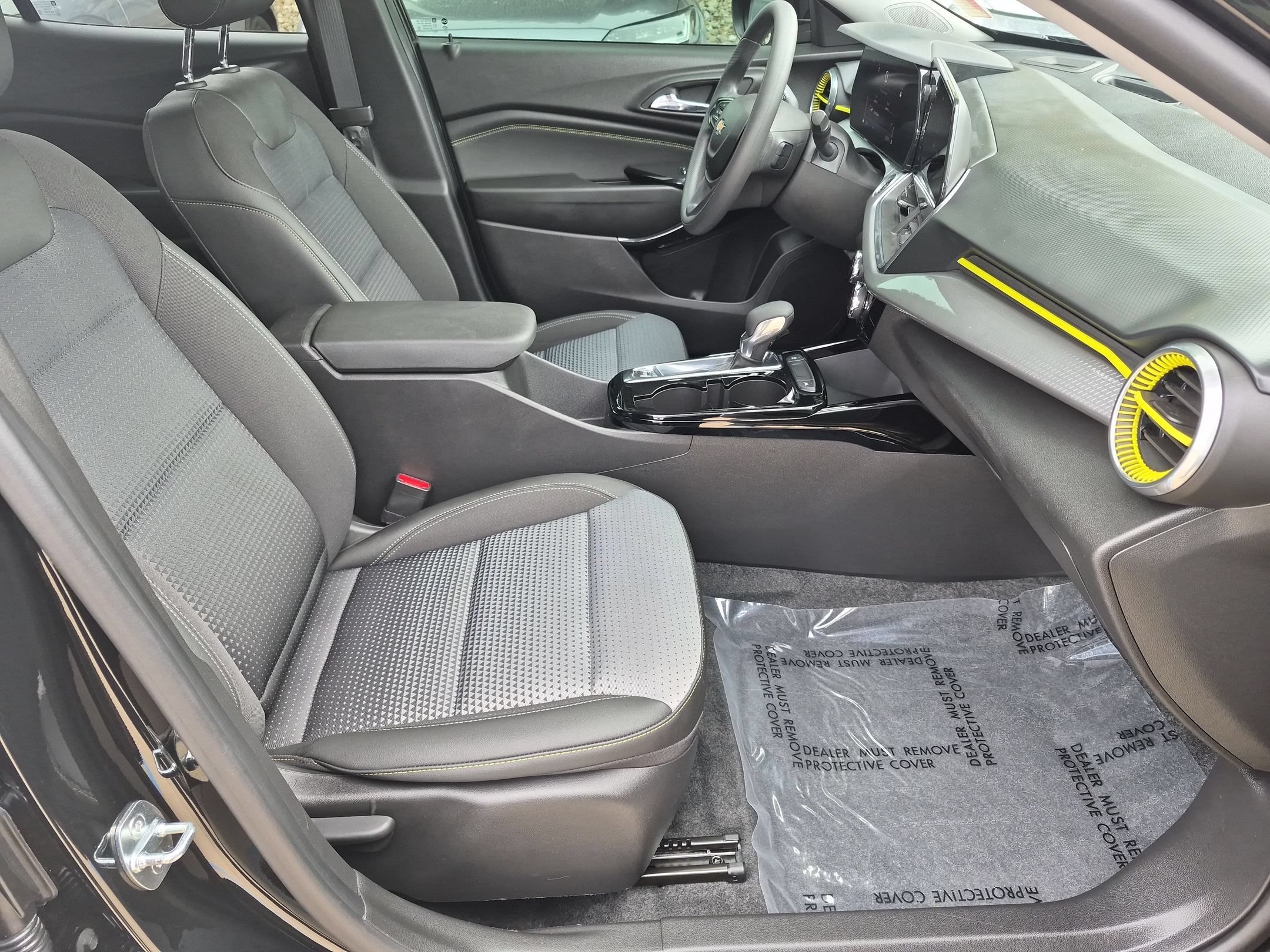 Used 2024 Mosaic Black Metallic Chevrolet LT 2WD image 28