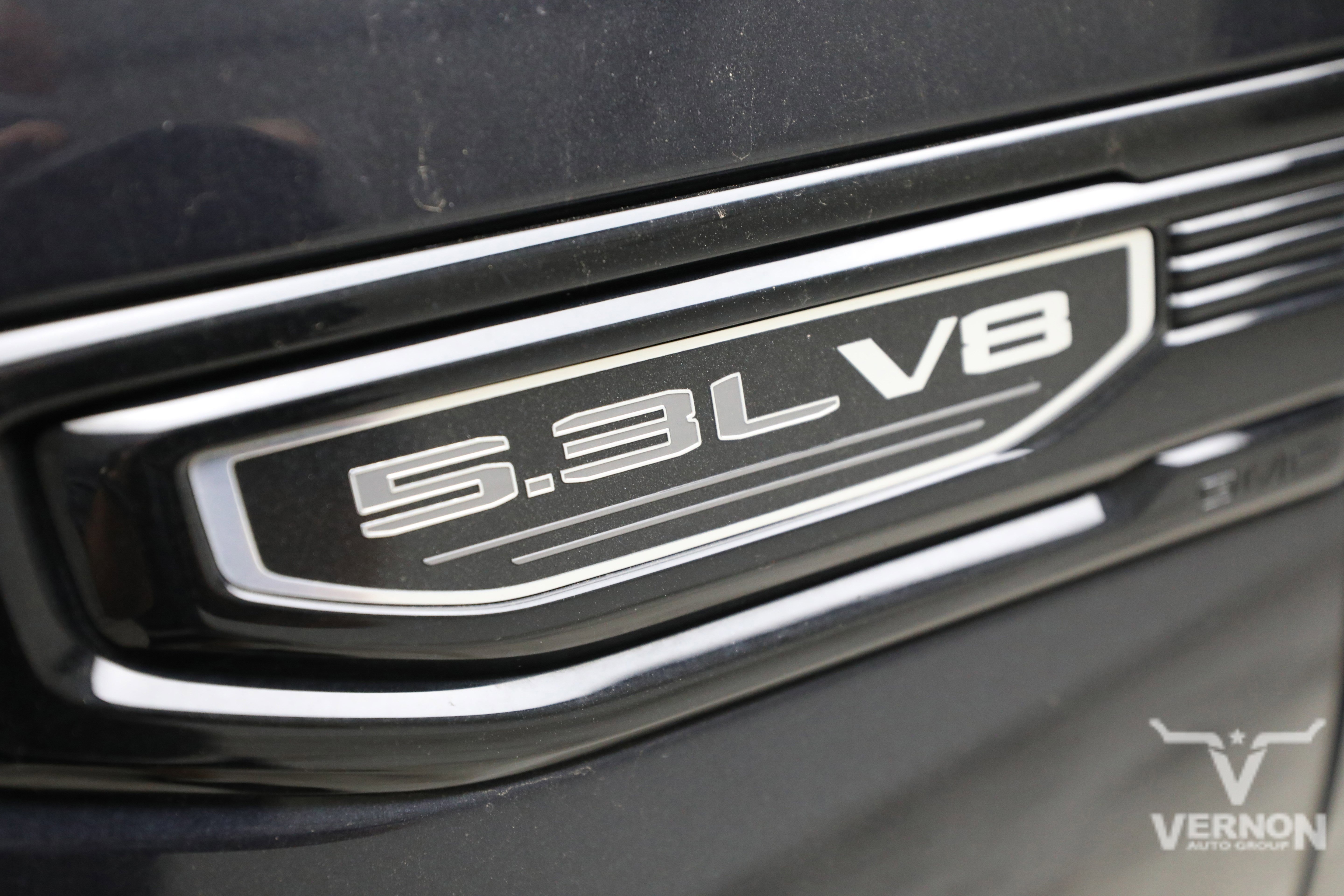 Used 2022 Titanium Rush Metallic GMC Y image 11