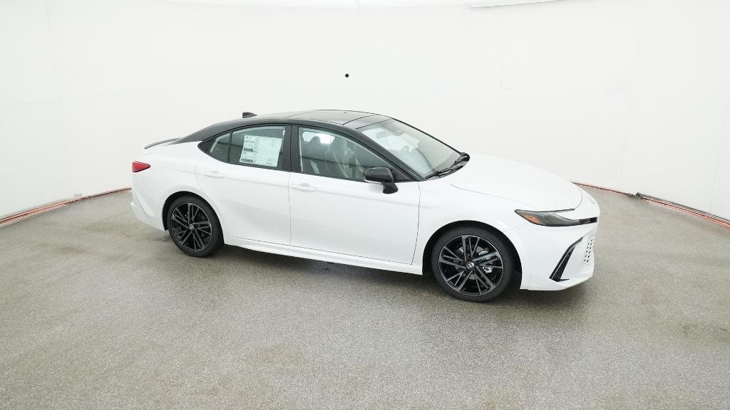 New 2026 Wind Chill Pearl with Midnight Black Metallic roof Toyota XSE image 18