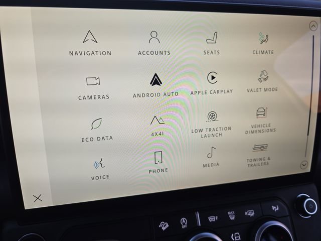 New 2026 Fuji White Land Rover X-Dynamic SE image 16