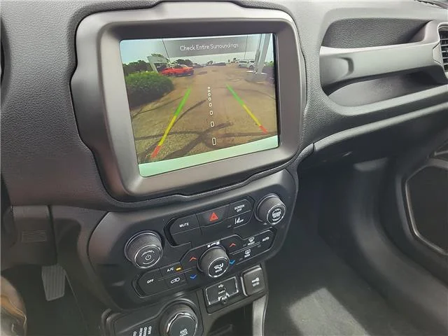 Used 2022 Black Jeep Limited 4x4 image 14