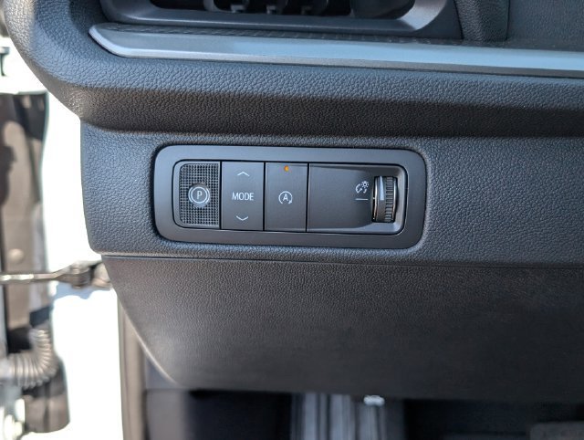 2027 Chevrolet Traverse LT - Photo 15