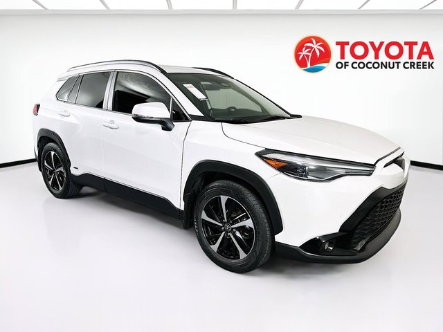 2023 Toyota Corolla media 1