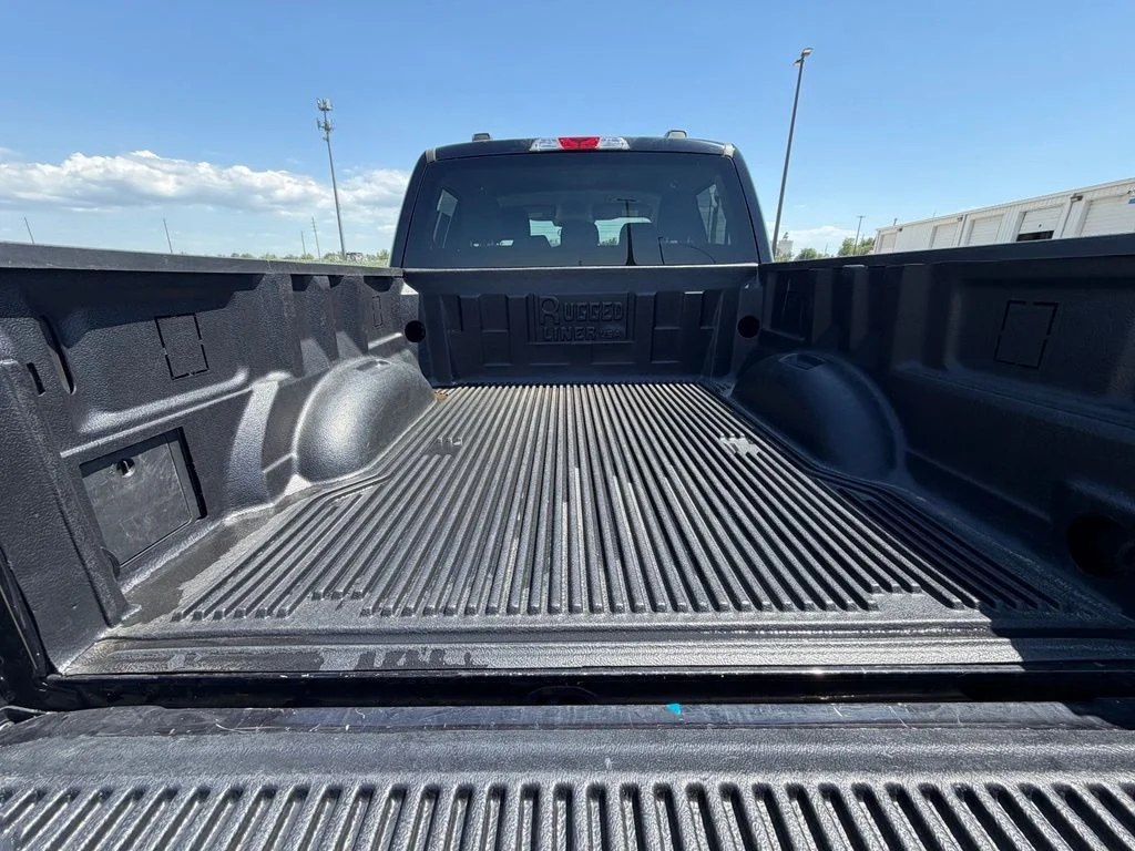 Used 2025 Black Ford XLT image 11