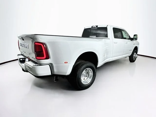 New 2026 Bright White Clear-Coat Exterior Paint RAM Laramie image 7