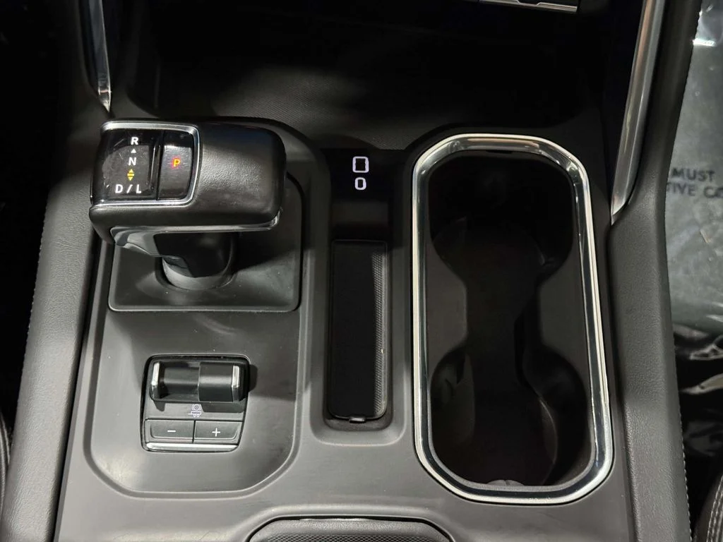 Used 2023 Onyx Black GMC Denali image 19