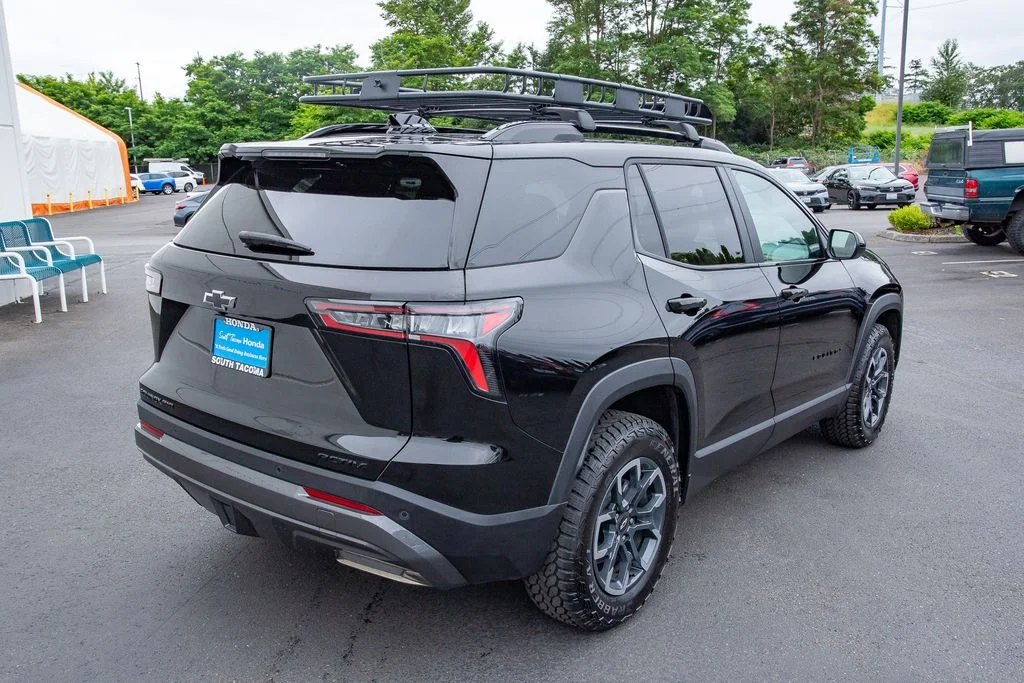 Used 2025 Black Metallic Chevrolet AWD ACTIV image 14