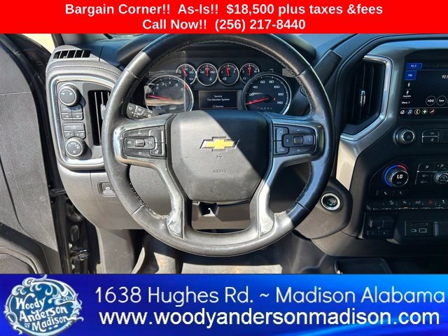 Used 2019 Black Chevrolet LT image 9