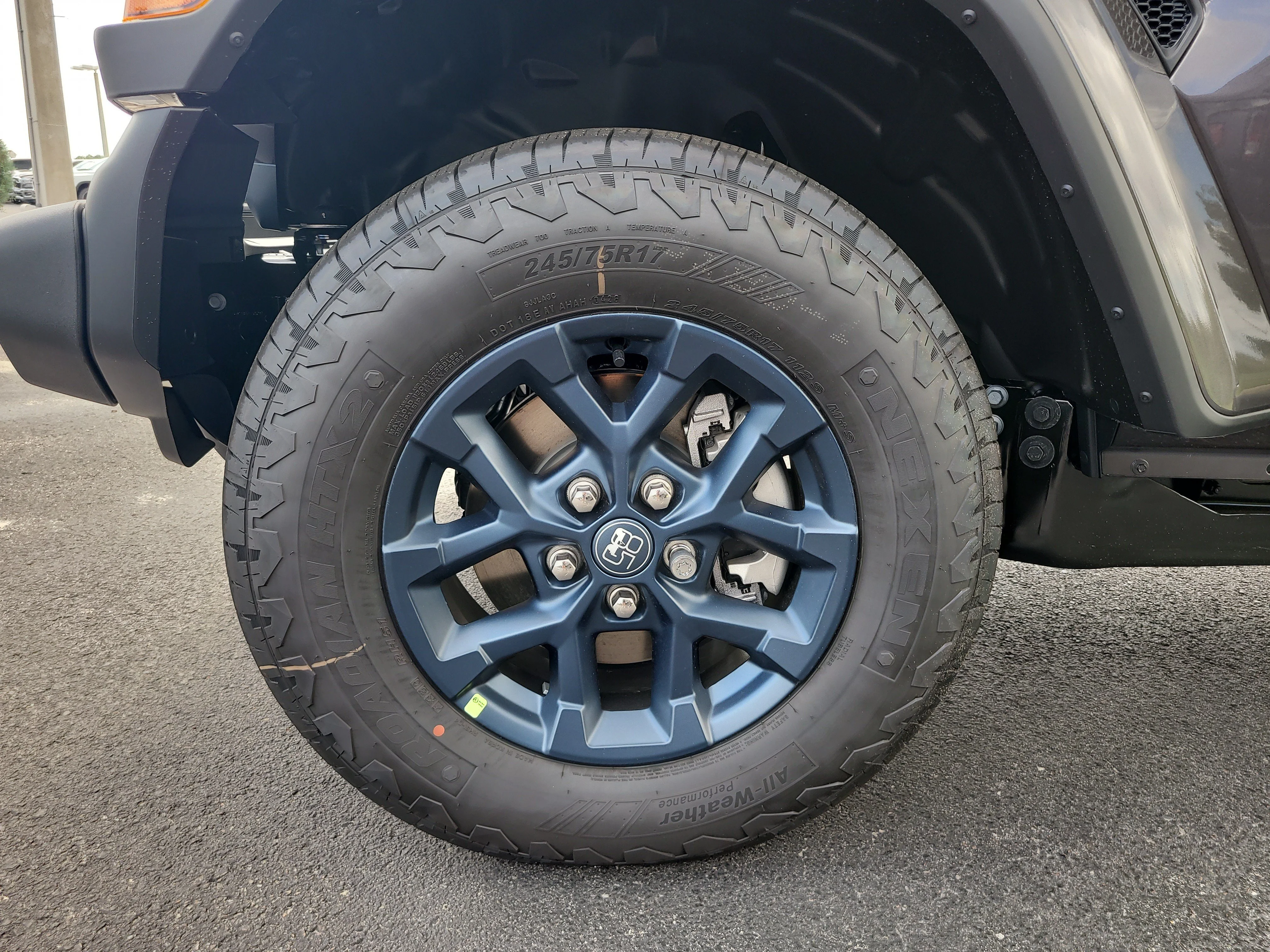 New 2026 Granite Crystal Metallic Clearcoat Jeep 85th Anniversary image 10