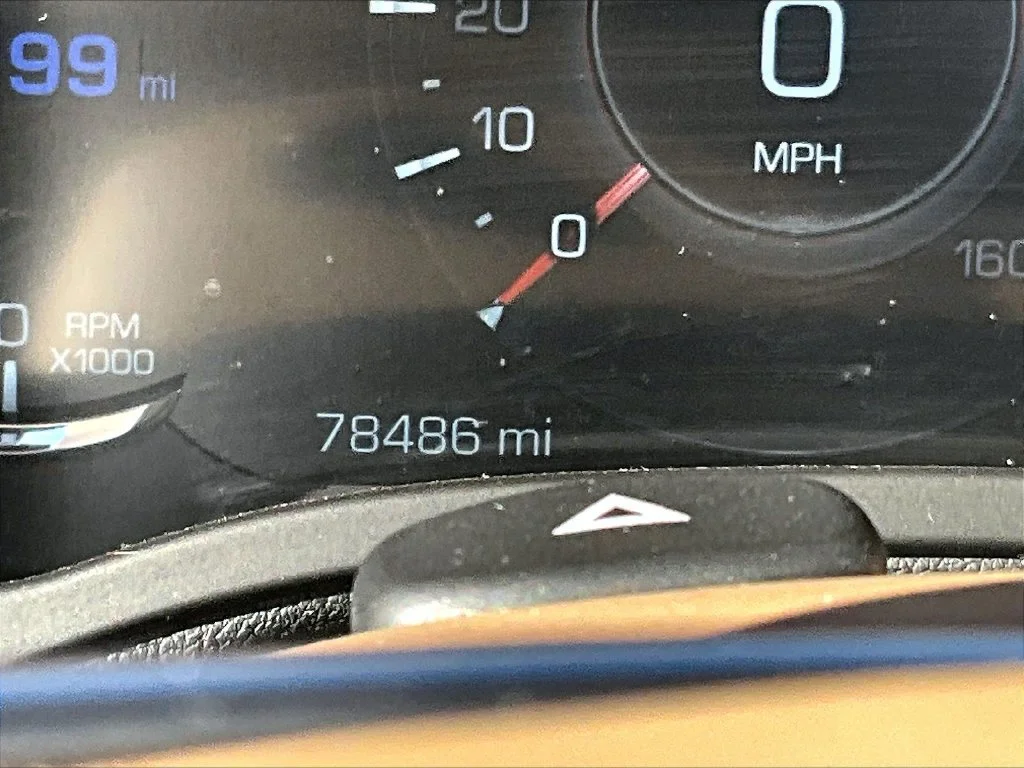 Used 2018 Silver Cadillac Platinum Edition image 19