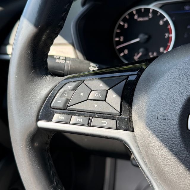 Used 2023 Gray Nissan 2.5 SV image 16