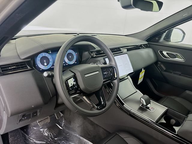 Certified Used 2026 Batumi Gold Land Rover Dynamic SE image 9