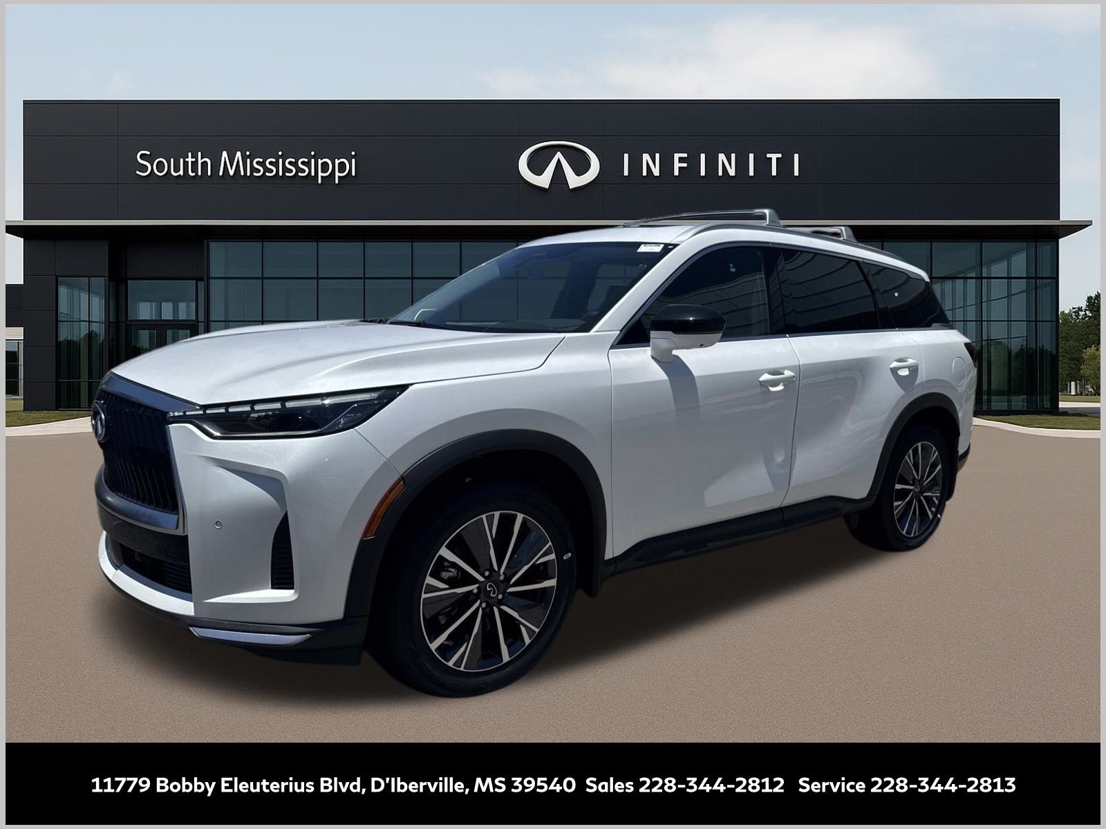 New 2027 RADIANT WHITE INFINITI Luxe FWD image 1