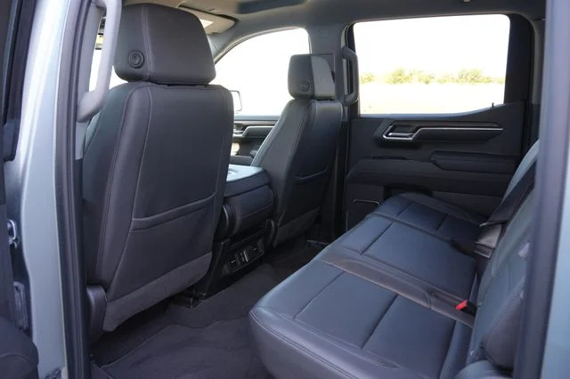 Used 2026 Silver GMC SLT image 26