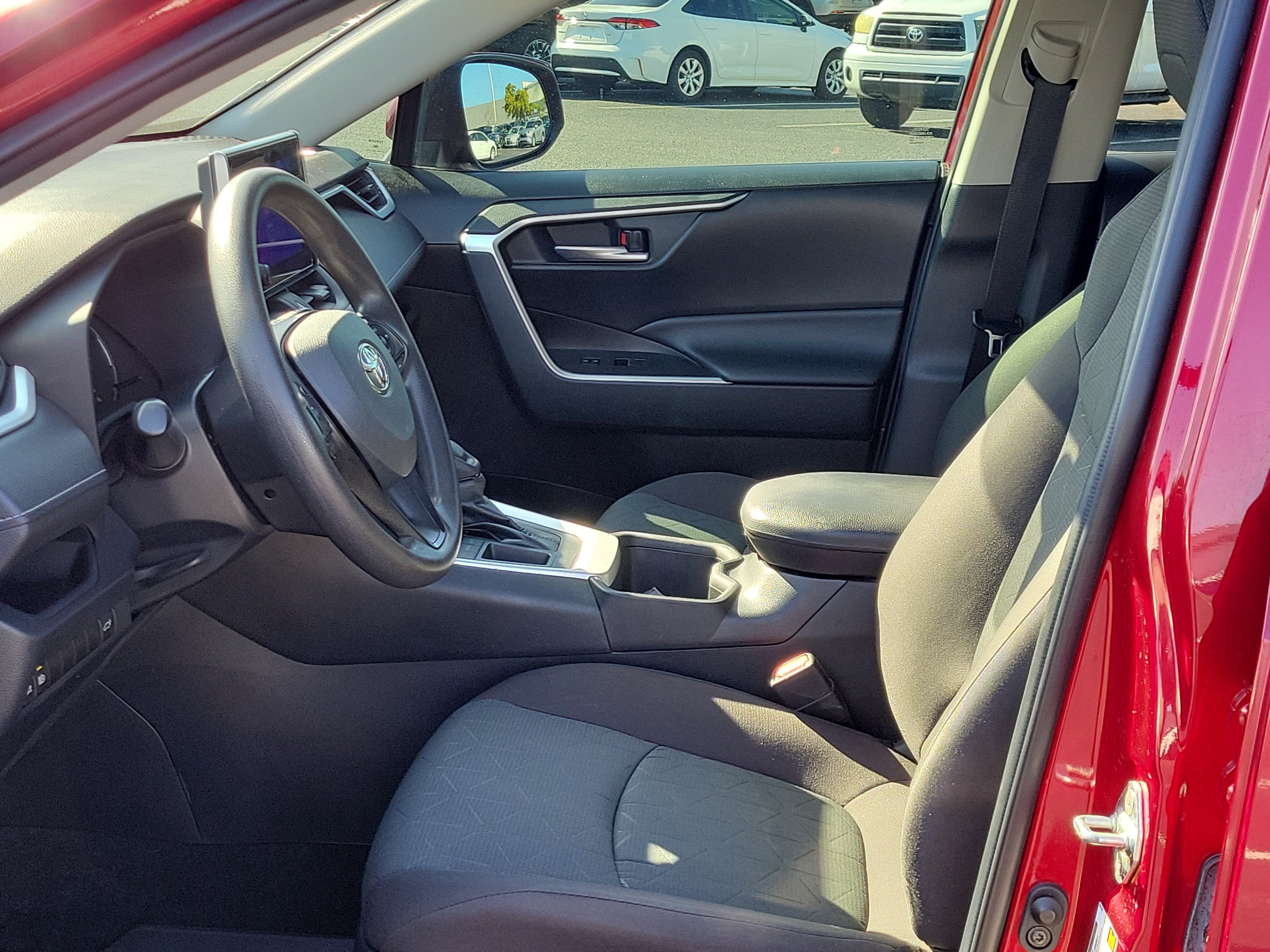 Used 2023 Pearl Toyota XLE image 21