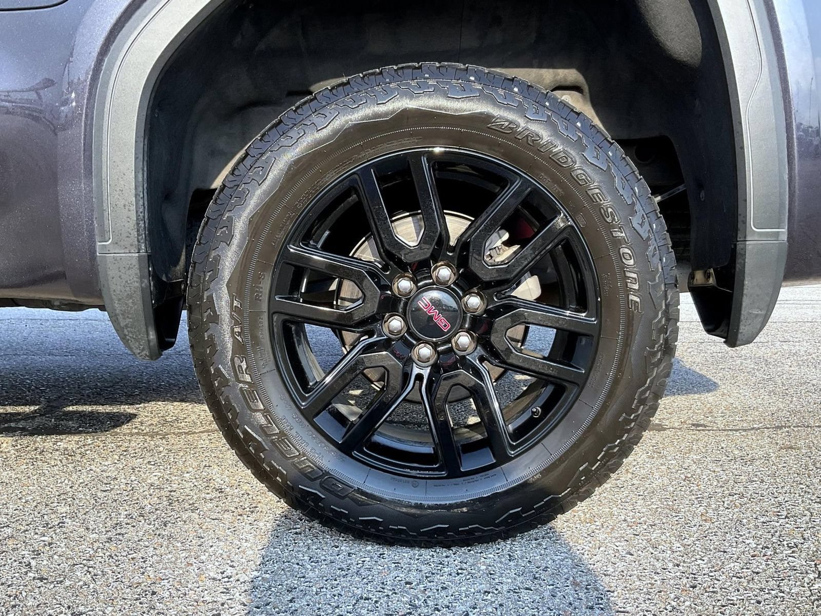 Certified Used 2023 Titanium Rush Metallic GMC Elevation image 24