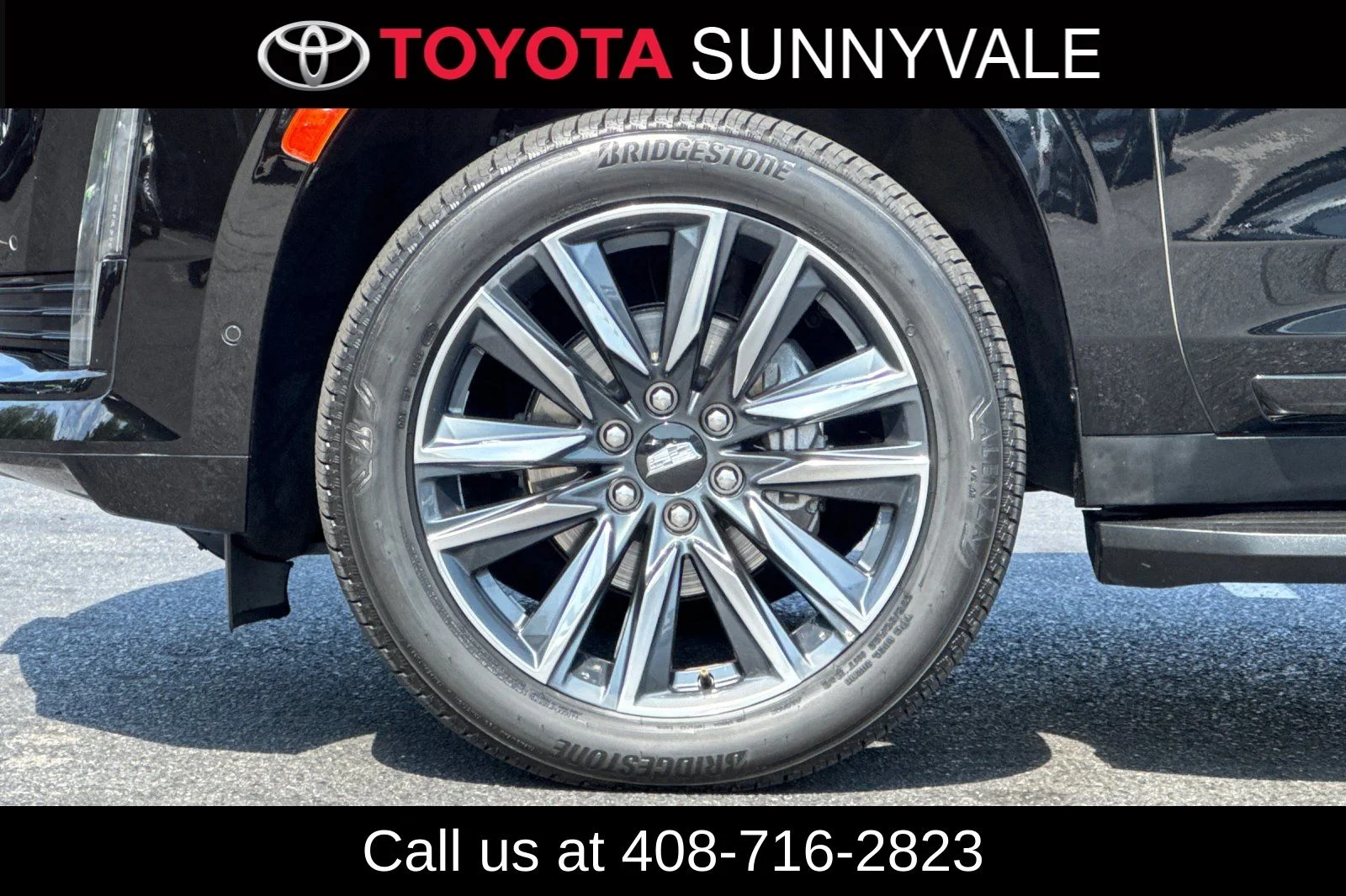 Used 2021 Black Cadillac Sport image 12